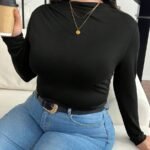 Elorivane Plus Size Mock Neck Ruched Slim Fit Tee, Fall Casual Top