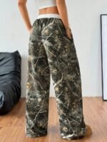 Elorivane Women Olive Green Plaid Cargo Pants, Wide Leg Fold Waist Y2K Hip Hop Trousers - Image 6