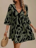 Elorivane Plus Size Plant Print Dress, Flare Sleeve Loose Casual Vacation Midi Dress - Image 6