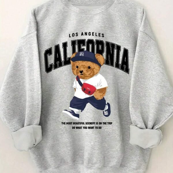 Elorivane Women's Oversized Bear Graphic Sweatshirt, Long Sleeve Crew Neck