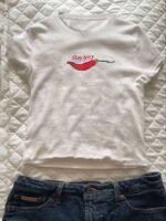 Elorivane Women White Y2K Stay Spicy Graphic Crop Tee, Casual Summer Beach T-Shirt - Image 3